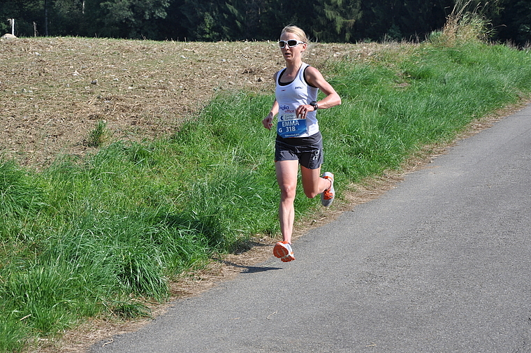 Emma Pooley, solo unterwegs. (Bild Max Loder)