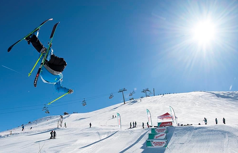 Rookie Luca Schuler stiess ins Finale der Grossen vor. (Bild swissfreeski/Ruedi Flück)