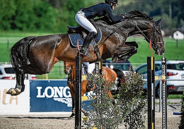 Elin Ott auf dem zwölfjährigen Wallach Denzel Quantum Leap. (Archivbild zvg.)