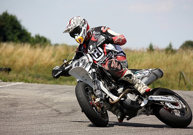 Mike Zürcher driftet auf den dritten Platz. (Bild zvg.)
