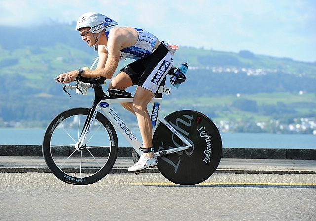 Markus Goldiger auf der Velostrecke. (Bilder zvg.)
