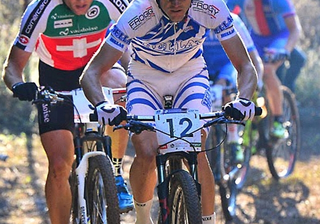 Ein Reifendefekt warf Urs Huber (links) an der Bike-Marathon-WM in Südafrika aus der Spitzengruppe. (Bild zvg.)