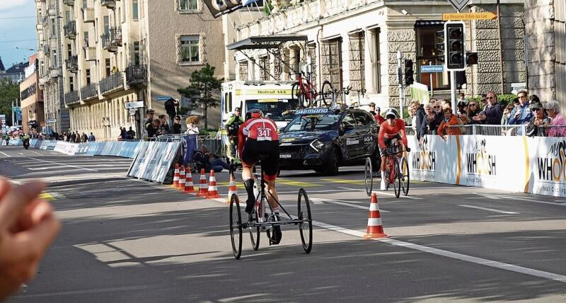 Auf der abgesperrten Bellerivestrasse war ein Zeitfahren der Paracycler im Gang.